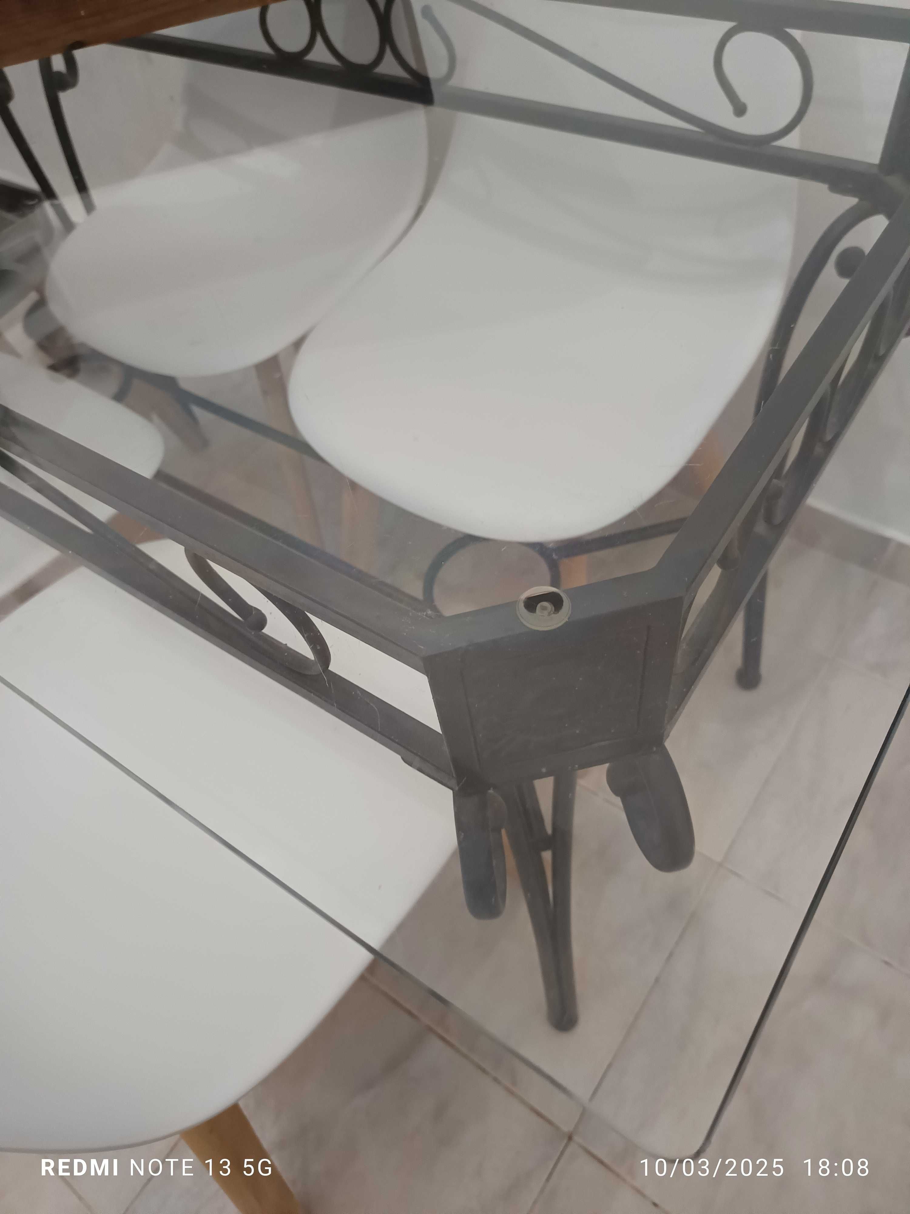 Mesa jantar e cadeiras
