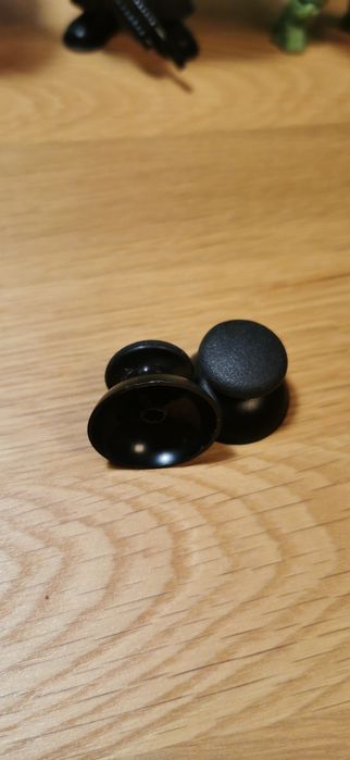 2x Analógicos ou Joysticks para Comandos PS2/ PS3