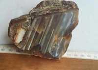 Агат горбушка полосатый цветной натуральный камень в коллекцию 198 гр.