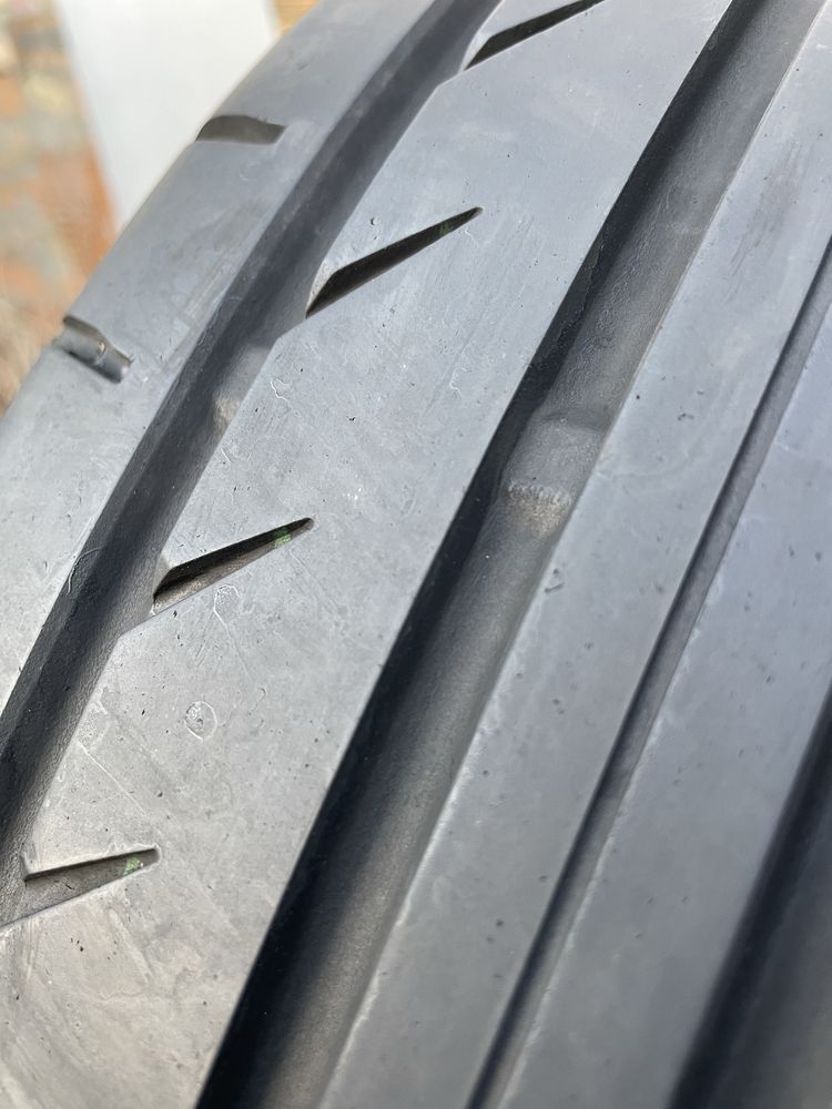 Шини 205/50 r17 Yoyo 7 мм залишок  (japan)