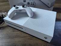 Xbox one 1Tb + pad