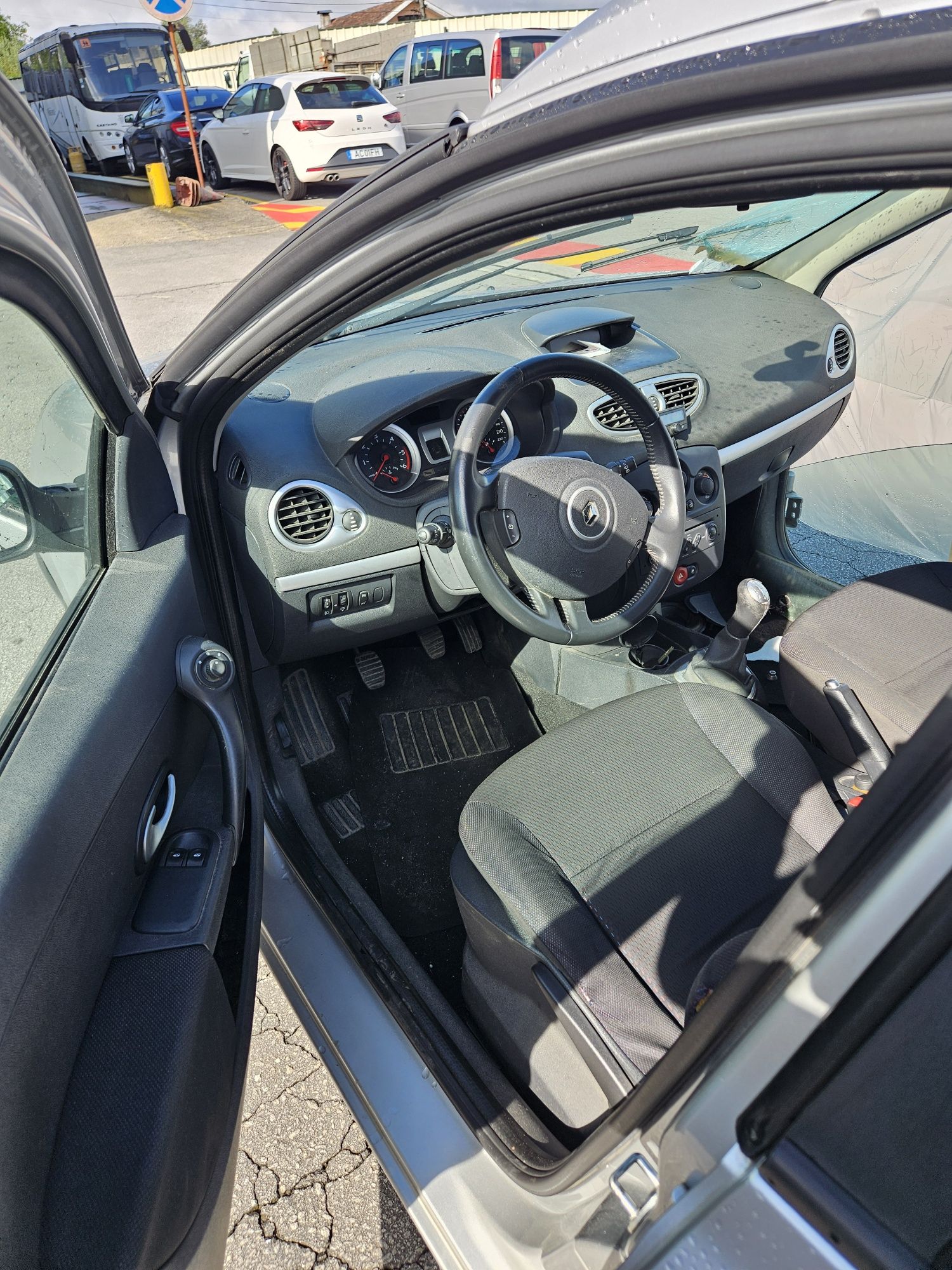 Renault Clio III Break 1.5 DCi de 2008 para peças