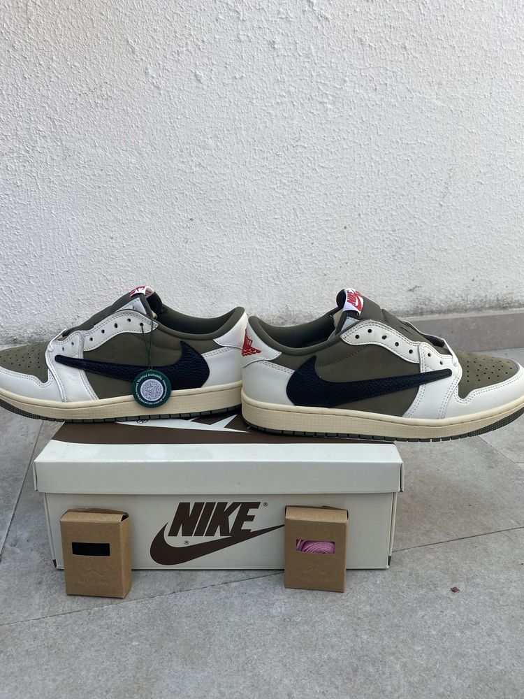 Air Jordan 1 Low - Travis Scott Medium Olive