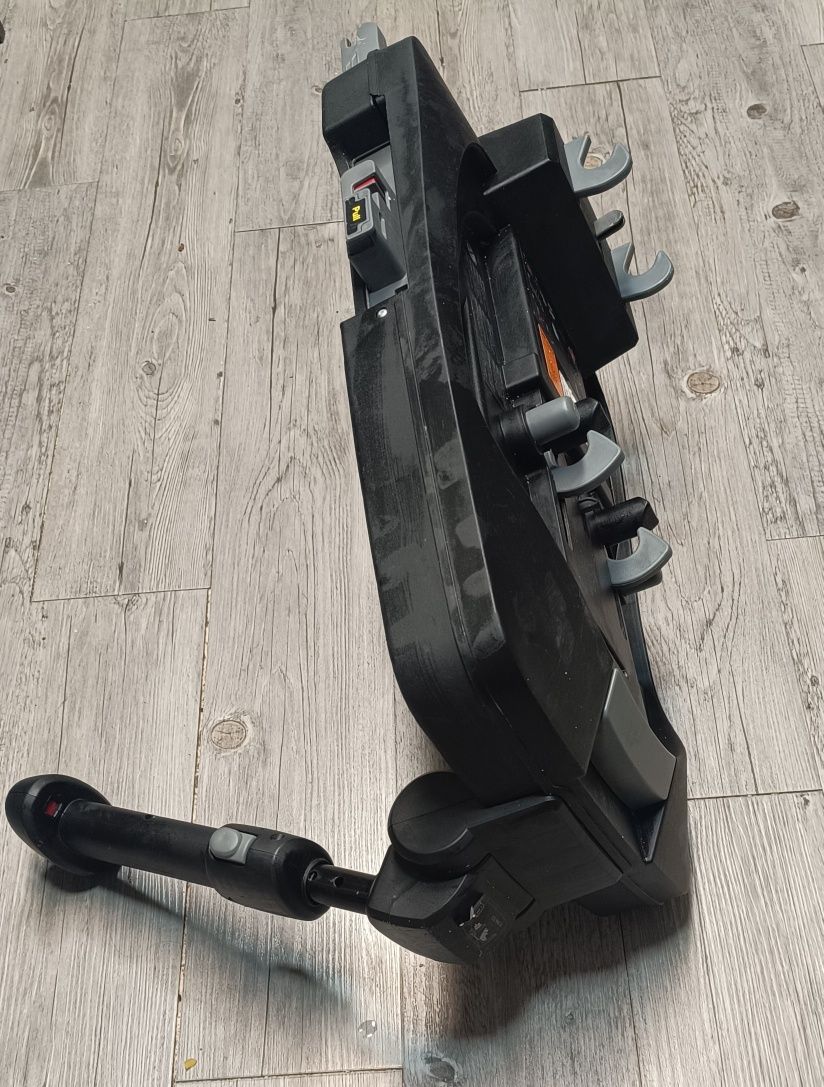 Cadeira auto usada "Nova Nurse- BeCool" com ibase isofix