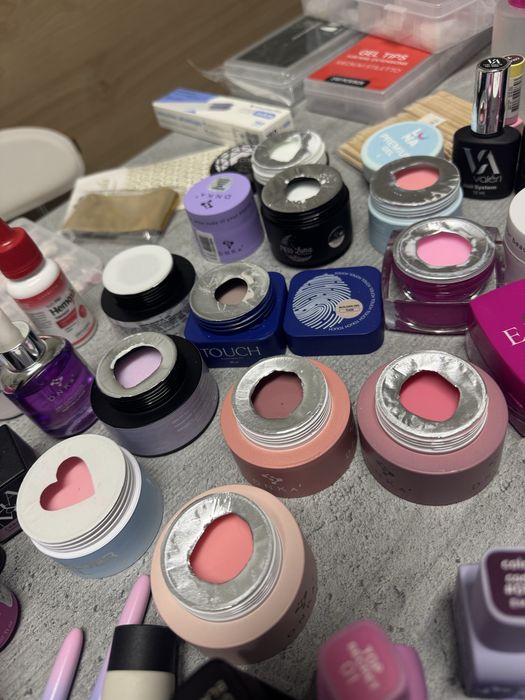 Продаю товари з салону краси