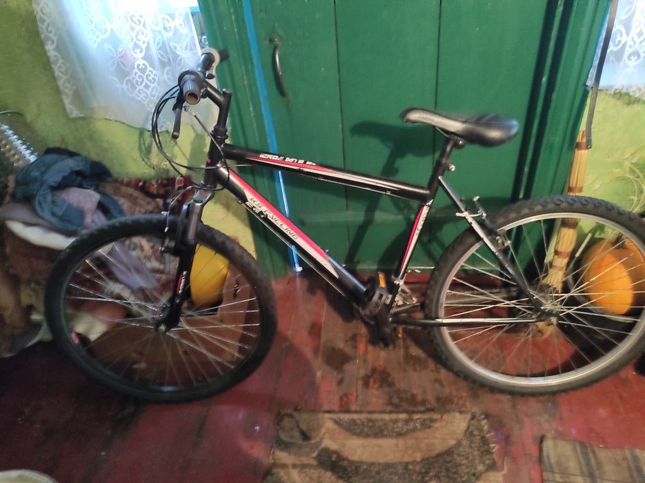 Спортивний велосипед