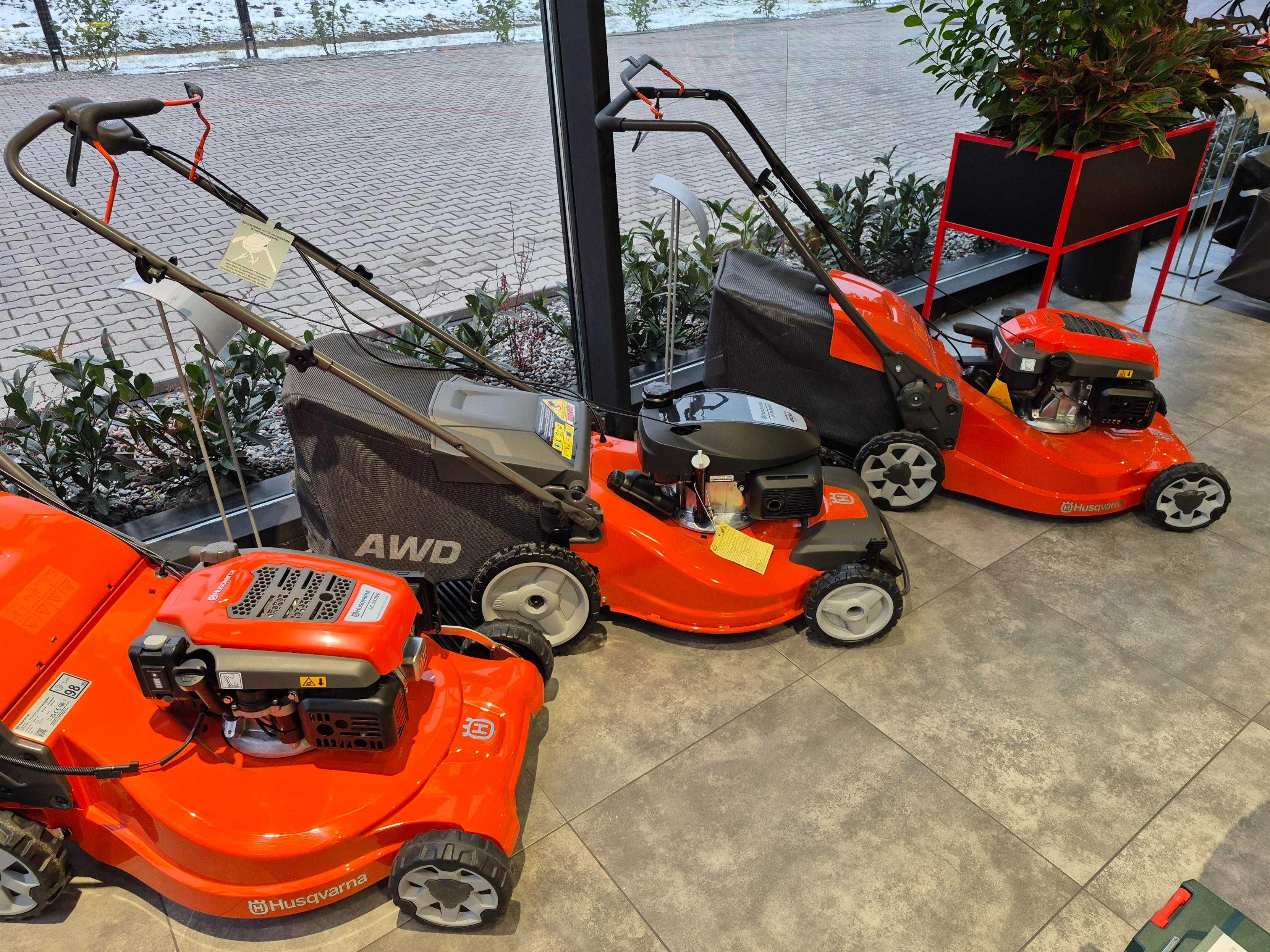 Traktor Husqvarna TC 114 traktorek ogrodowy