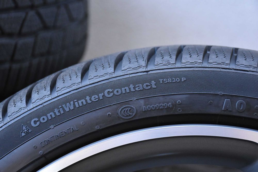 Continental ContiWinterContact TS 830 P XL FR AO 255/35R19 96V dot2023