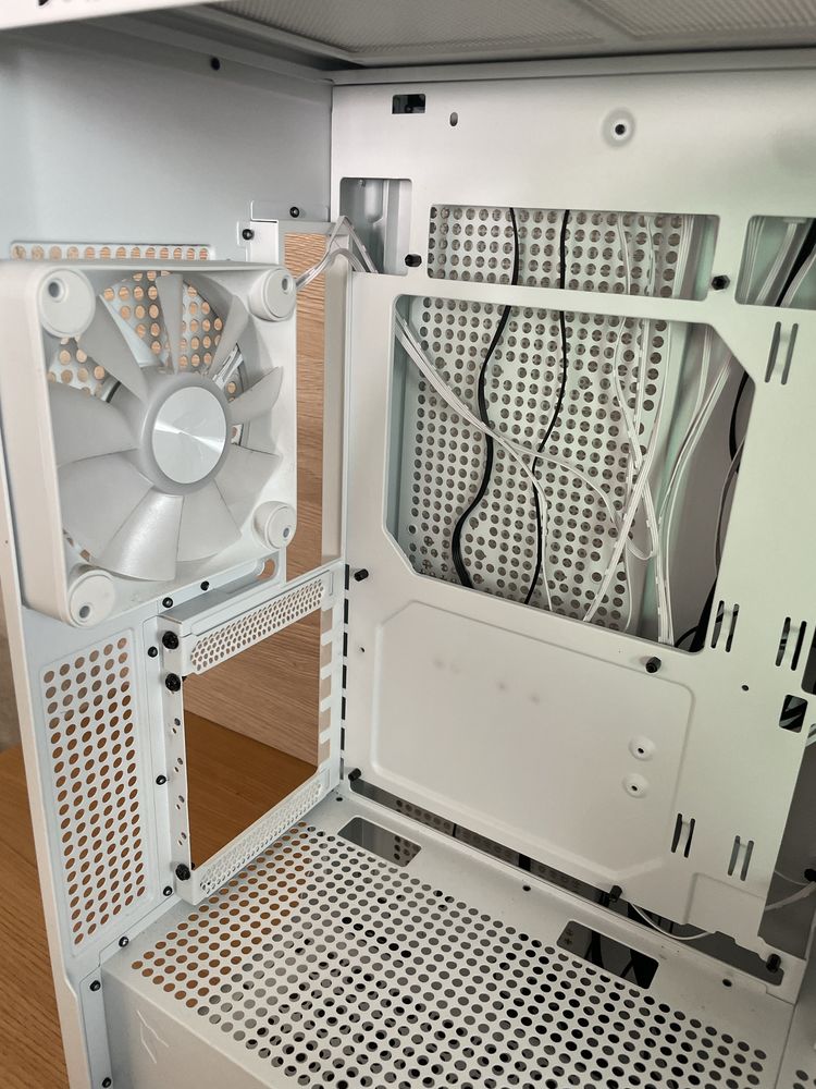 Caixa ATX APNX Creator C1 Branca