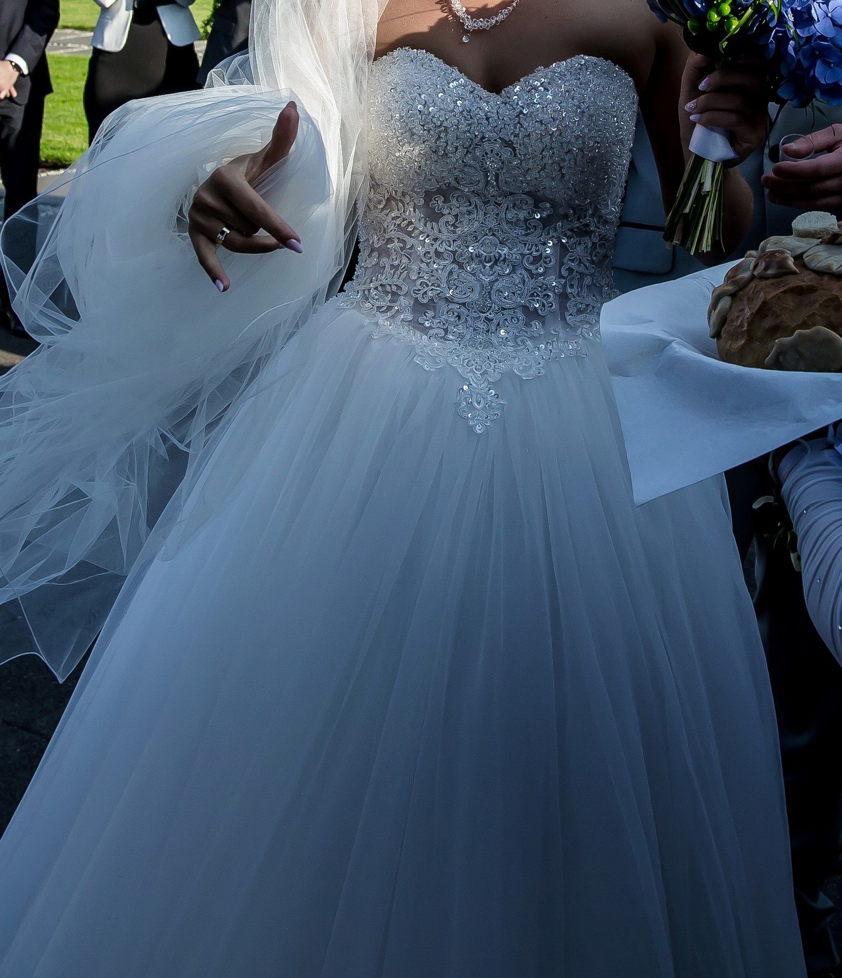 Suknia ślubna PIĘKNA 36-38 Kryształy svarowski