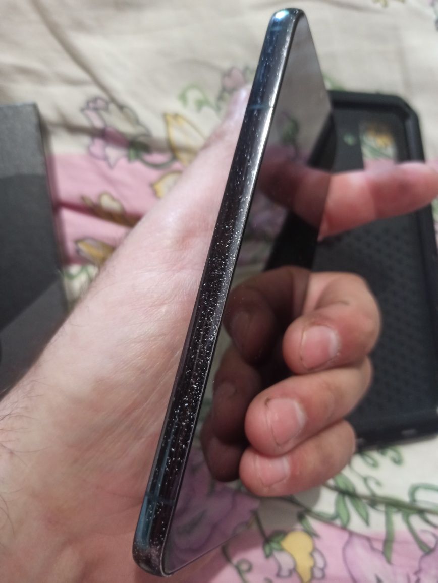 Samsung S22 8/256