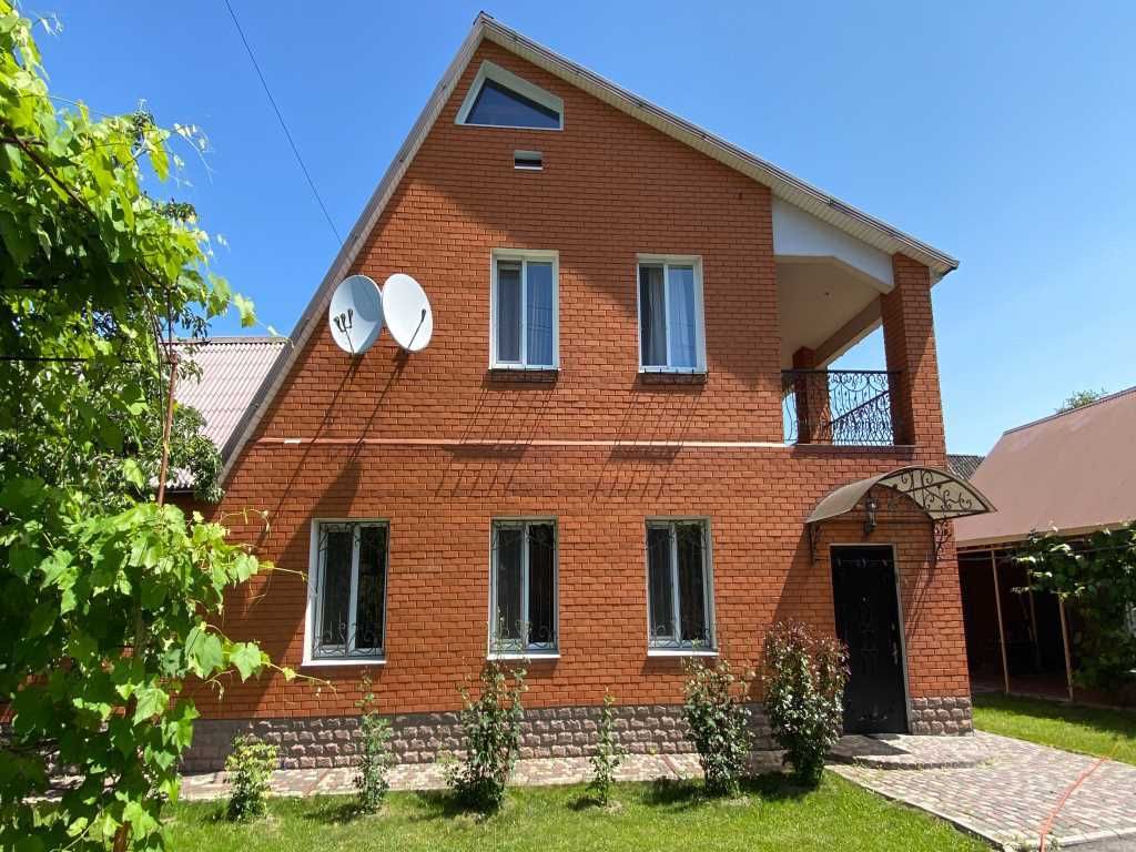 Продам будинок на Зигіна код №7354