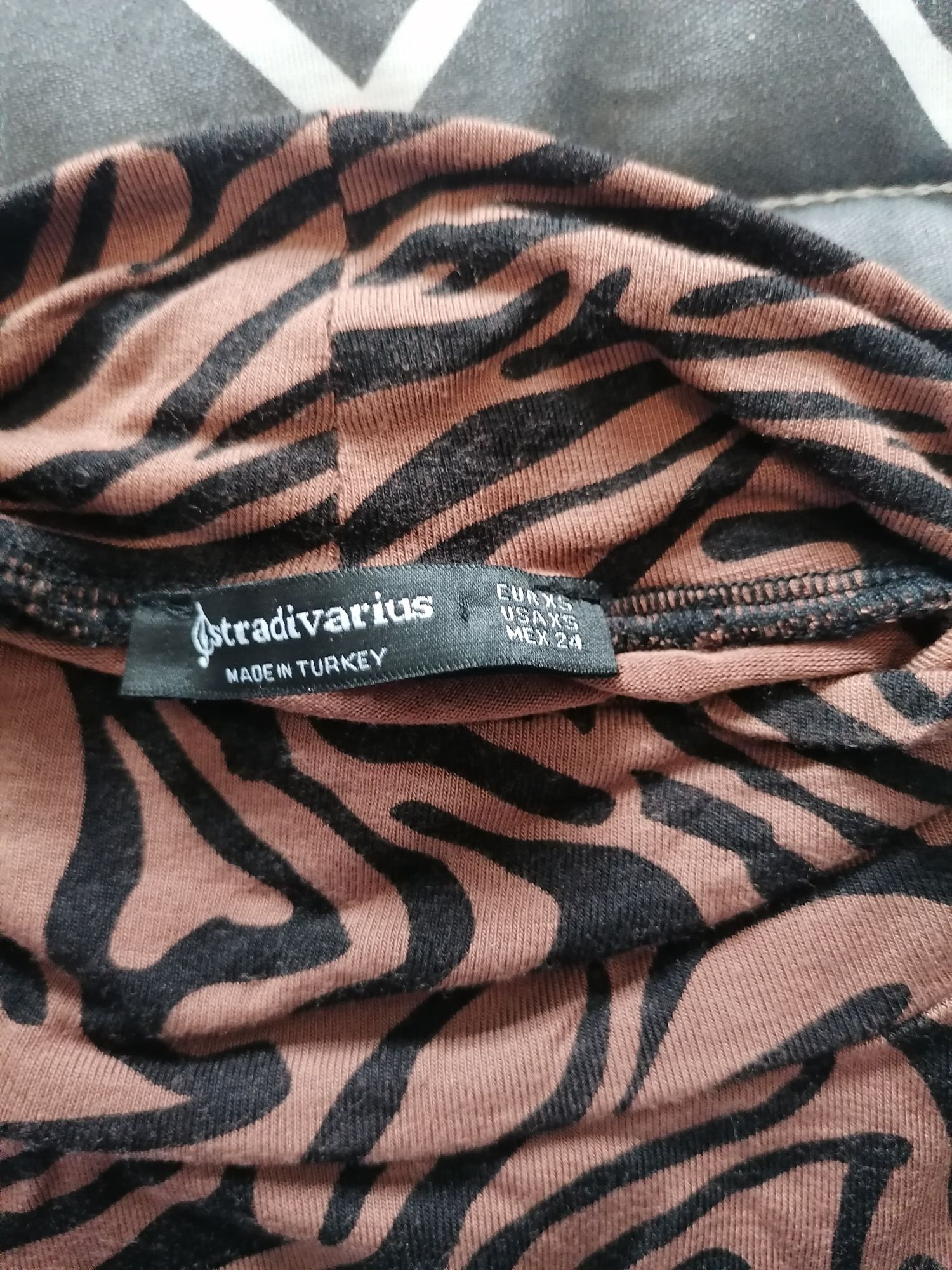 Blusa stradivarius de meia gola