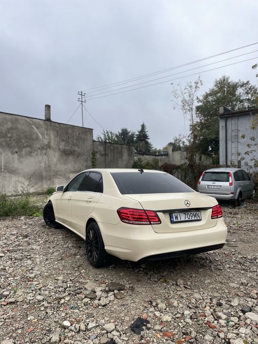Mercedes E200 2.2 CDI Automat • Stan bardzo dobry • Bogate wyposażenie