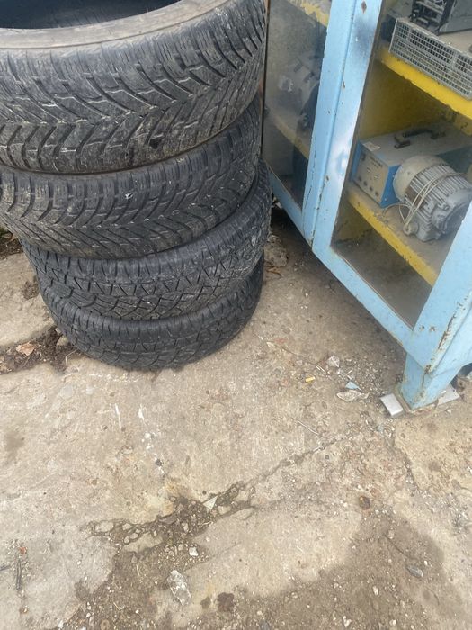 Резина  235/60/18