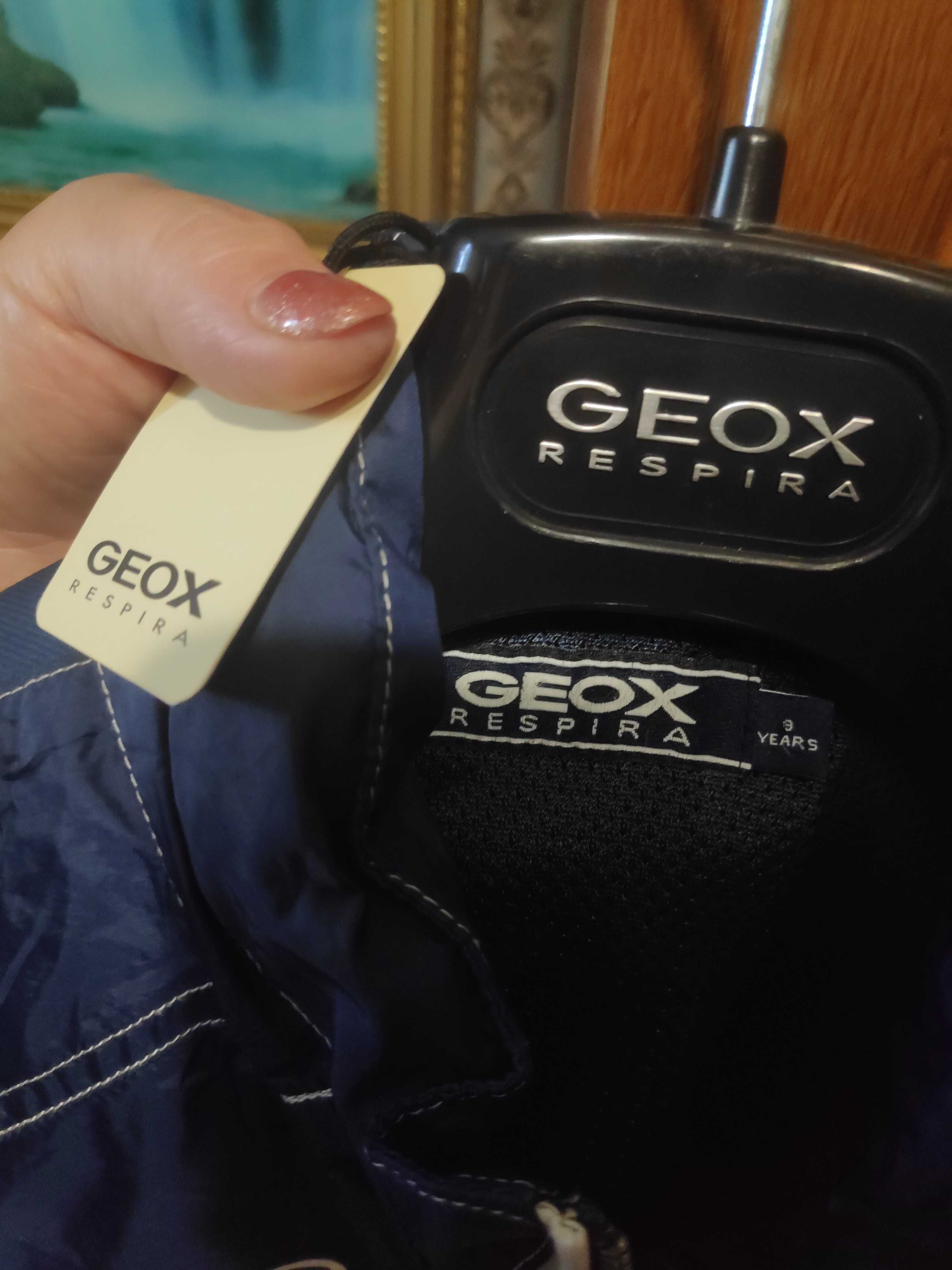 Geox (Джеокс) куртка 8-10 лет