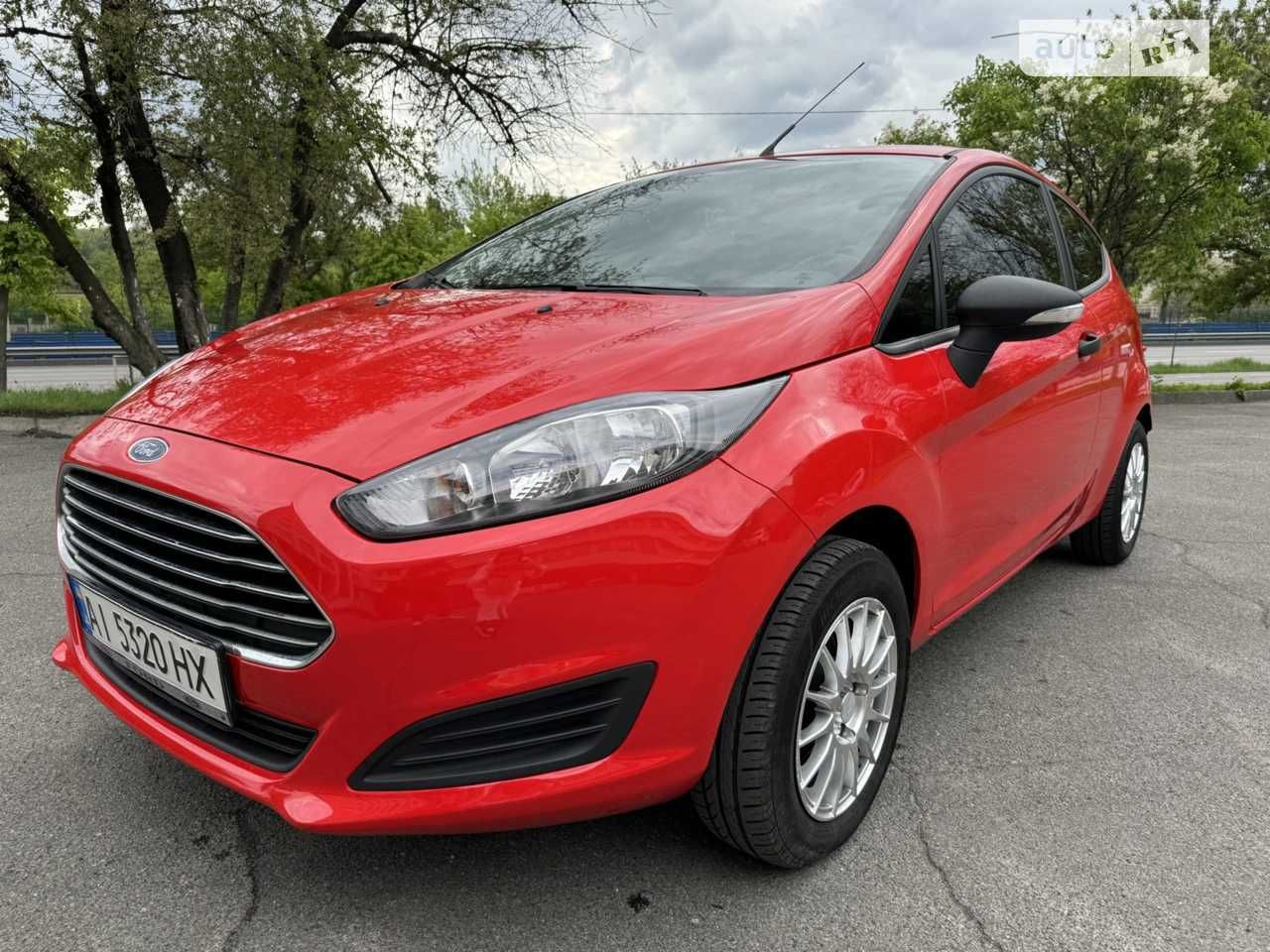 Продам  Ford Fiesta 2013