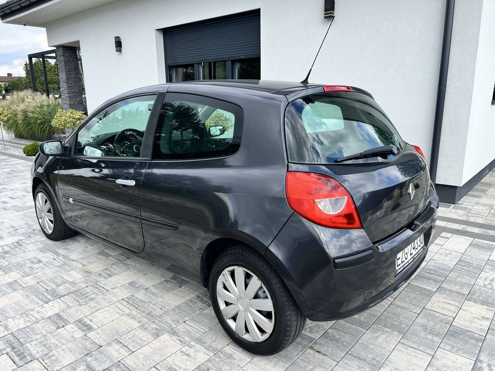 Renault Clio 1.6 Benzyna 2005r Klimatyzacja
