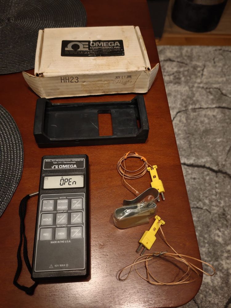 Termometr mikroprocesorowy OMEGA HH23