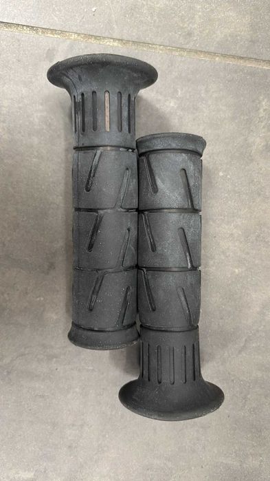 Manetki Guma Prawa Lewa Kawasaki Versys 650. 1000 [772]