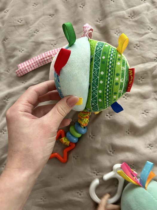 Підвіска на візок для дитини коник музичний/ шуршалка