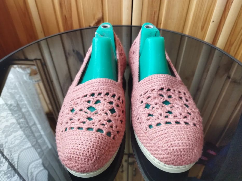 Мокасини ручної роботи.