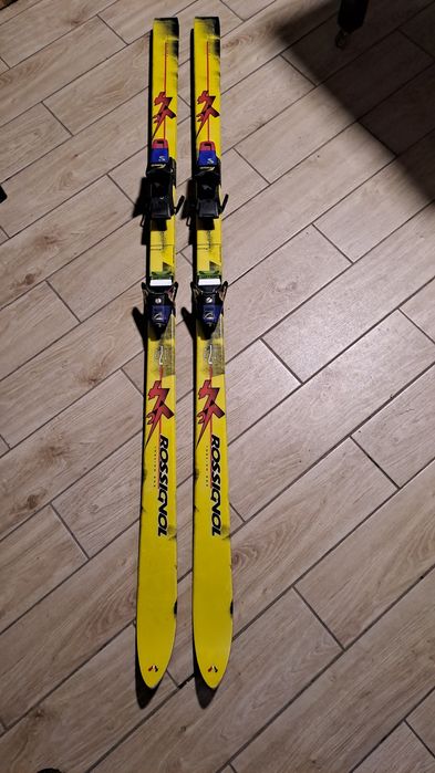 Narty Rossignol z butami