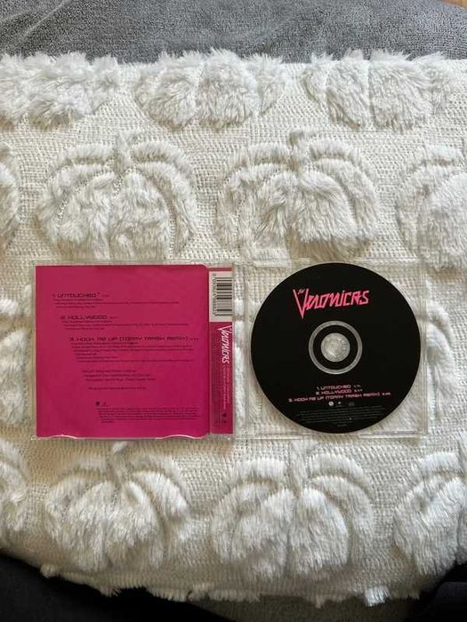 The Veronicas Untouched singles CD