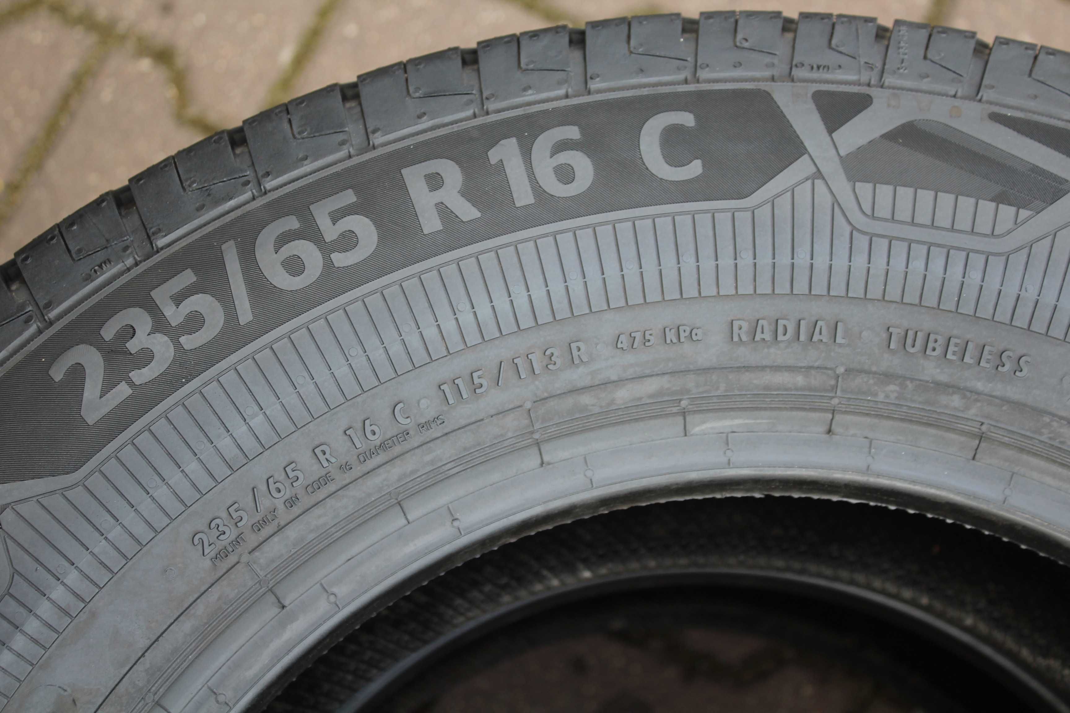 235 65 R16C Continental Vancontact ECO