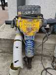 Відбійний молоток  Bosch GSH 27 Справний