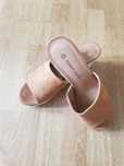 Eleganckie nowe  beżowe espadryle klapki r.39 CCC