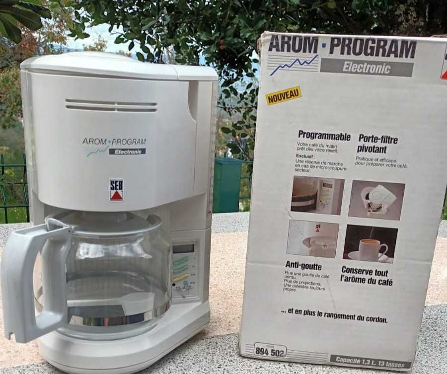 Maquina de café automático