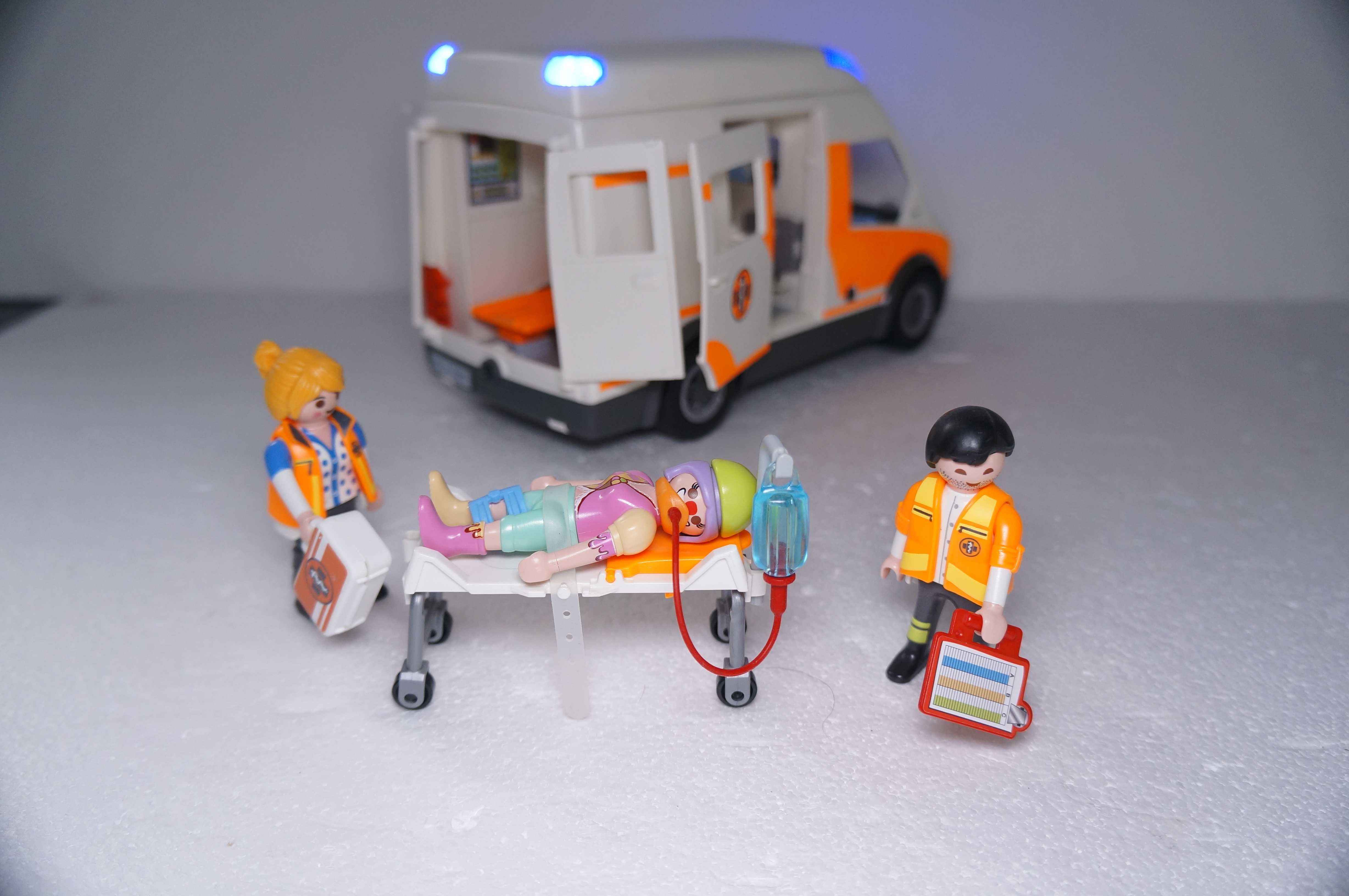 Playmobil 974 Pogotowie Karetka Ambulans NOWY model Światło i Dźwięki