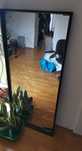 duże czarne  lustro Ikea Nissedal 65x150 cm