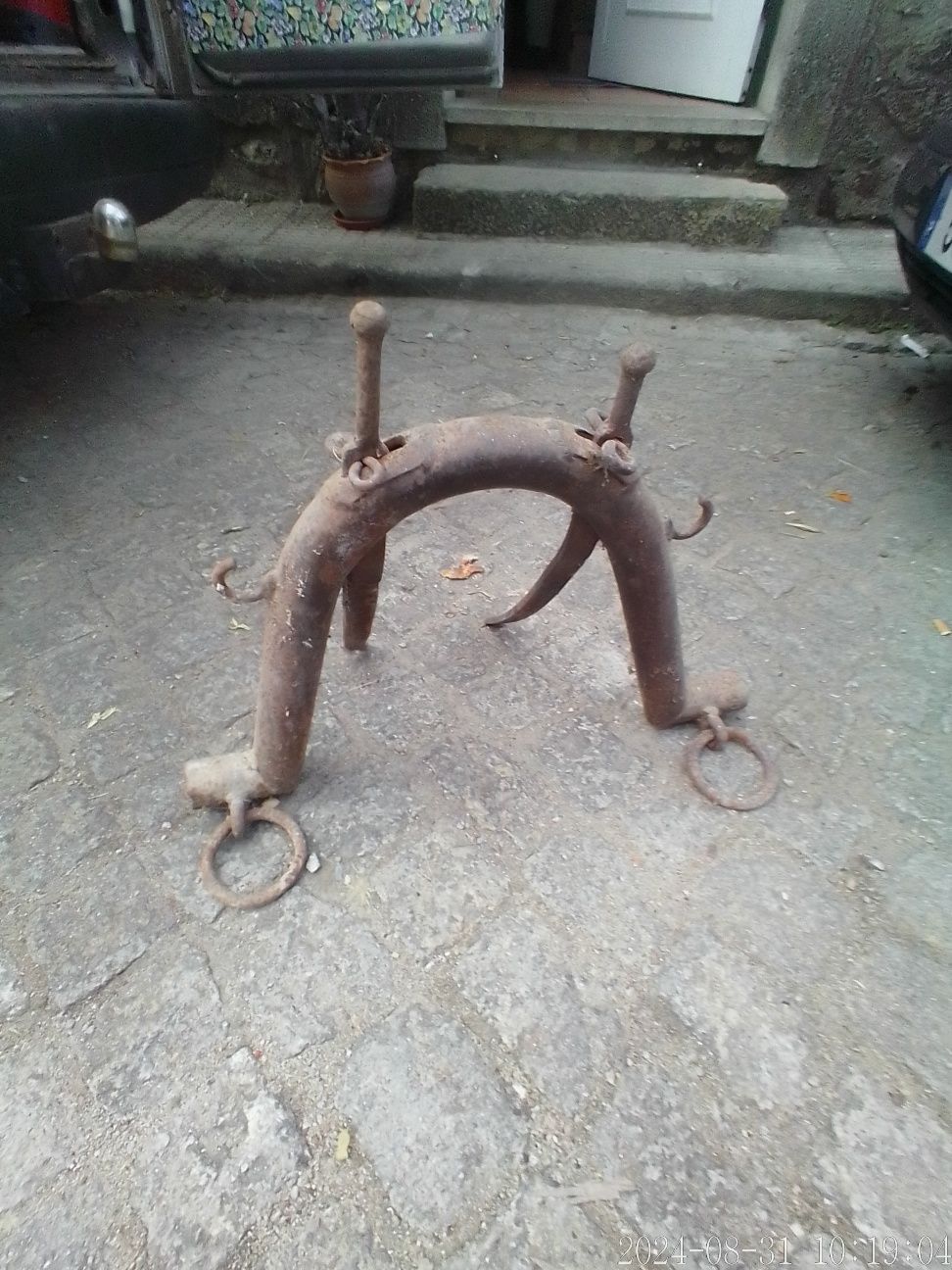 Canga e ferro.     ,