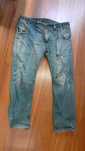 Distressed - Used Levis 514 - 32 x 29 U.S. / 13 Anos de Uso