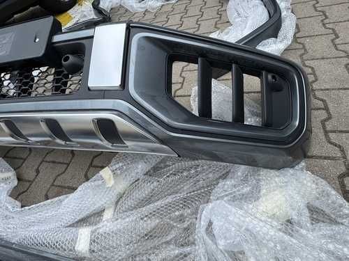Zderzaki / Bodykit G63 najnowsze OEM z demontażu