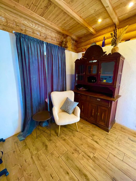 Сдам дом Shalet посуточно с камином иКарпатский Чан метро Студенческая