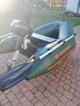 Ponton z silnikiem Evinrude 4