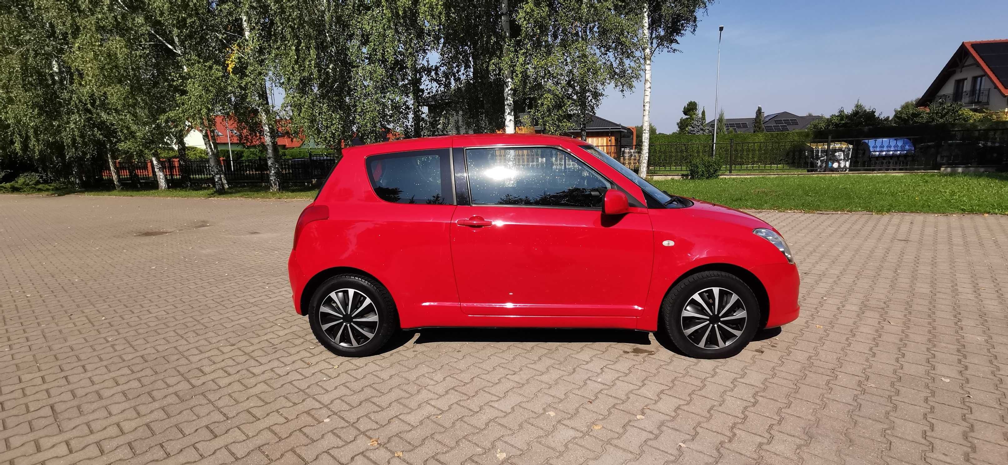 Ładne Suzuki Swift 1,3 benzyna Klimatyzacja 1 właściciel 2006 rok