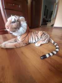 Stara zabawka  Tygrys wygląda jak prawdziwy