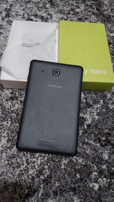 Планшет Samsung galaxy tab E