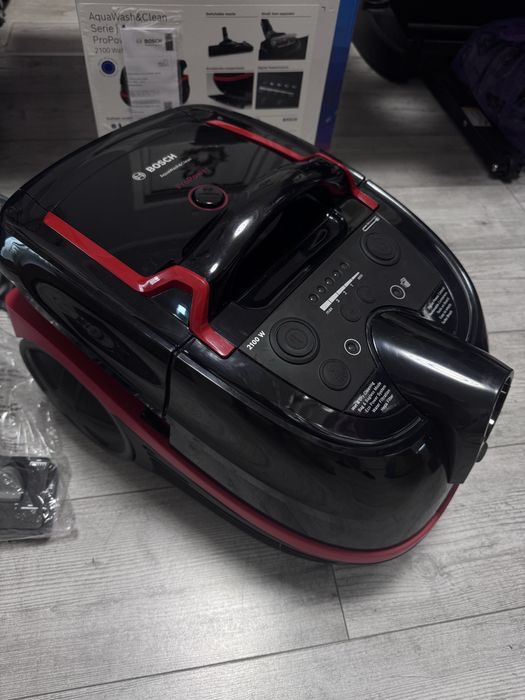 Пилосос Bosch BWD421POW