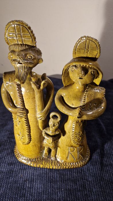 Rosa Ramalho - Sagrada Familia -Figurado de Barcelos