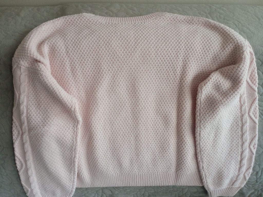 Sweter damski oversize Sinsay pudrowy róż splot warkocz Sinsay rozm. S