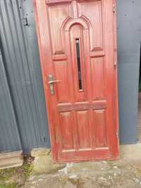 Drzwi zewnętrzne-drewniane