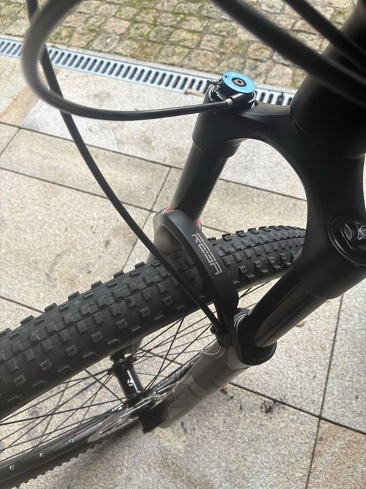 Vendo Trek Top Fuel 29 Pneus de Origem