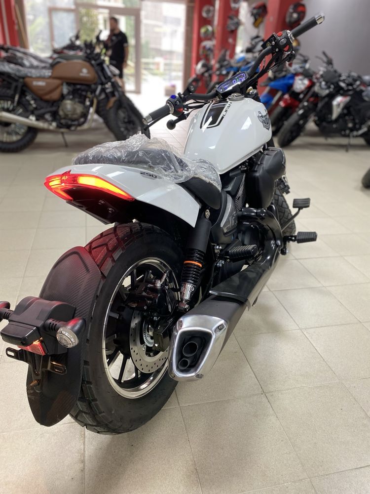 Мотоцикл Lifan V16 S 250