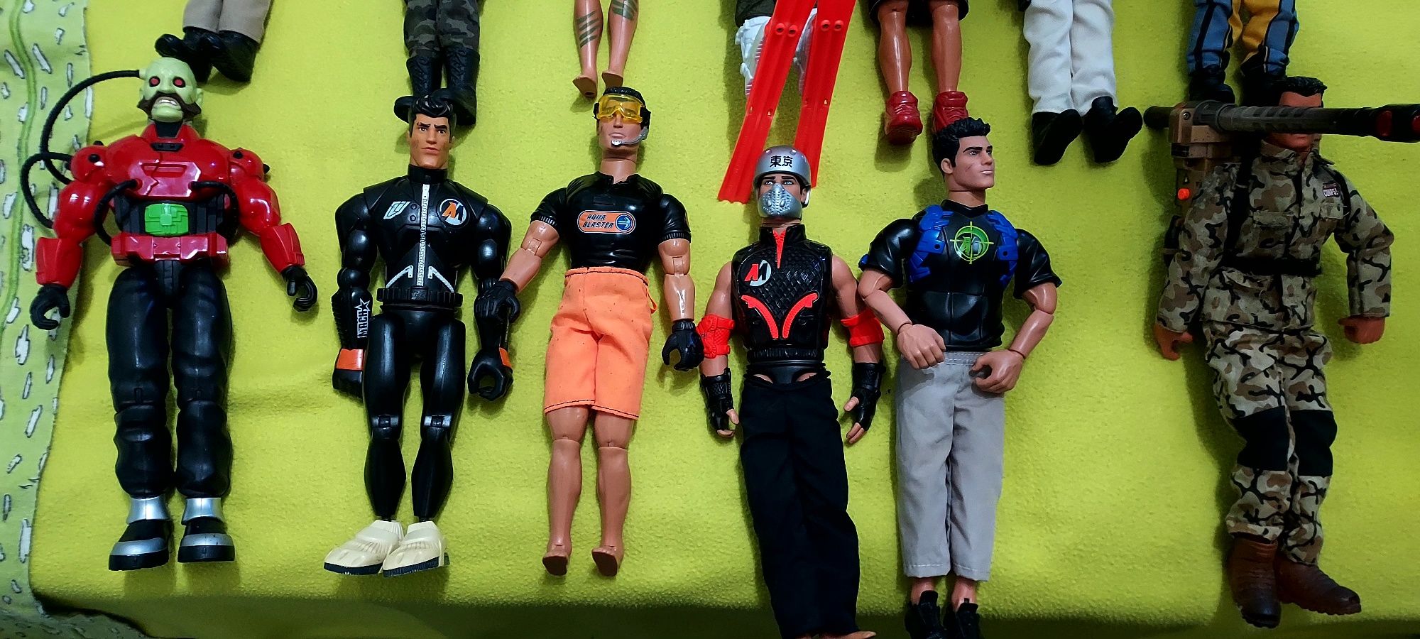 Bonecos action man