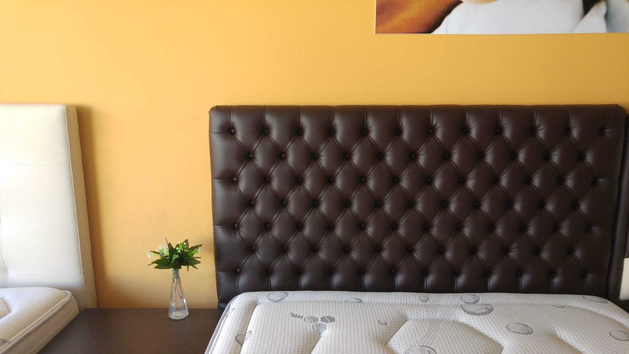 Cama de casal como nova